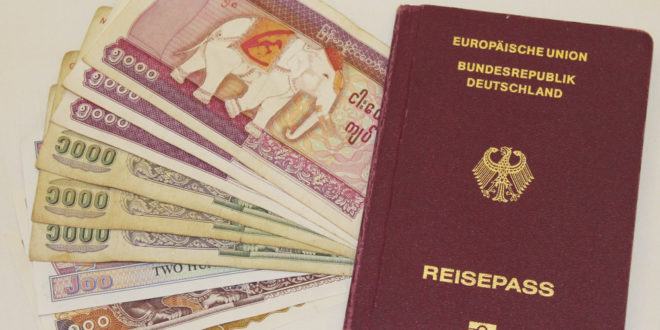 Mit Reisepass und burmesischer Währung sind Sie bestens gerüstet