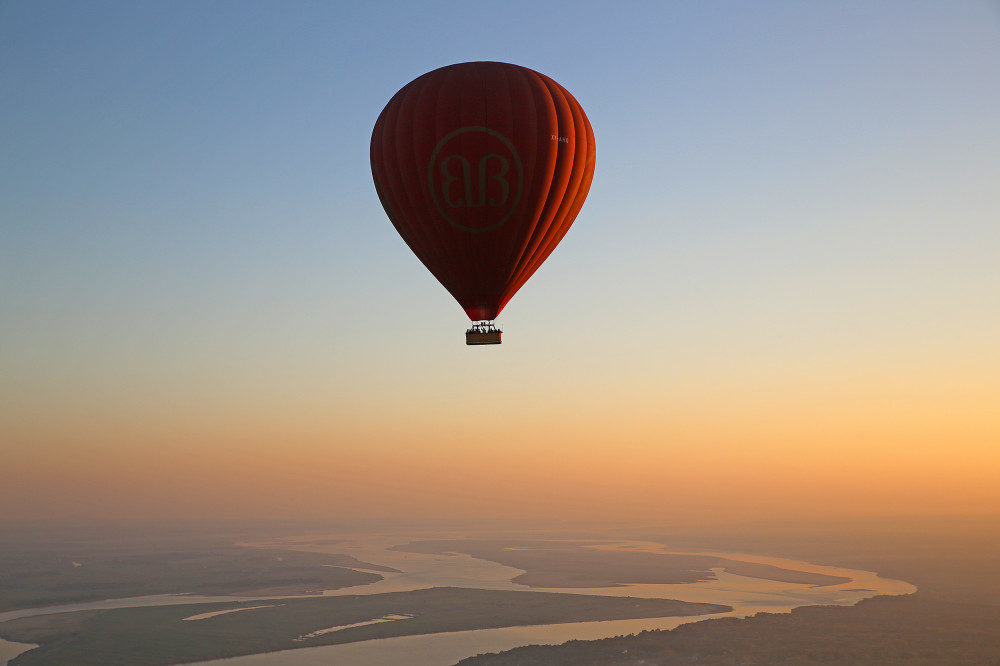 Ein Must: Ballonfahrt über das Pagodenfeld von Bagan